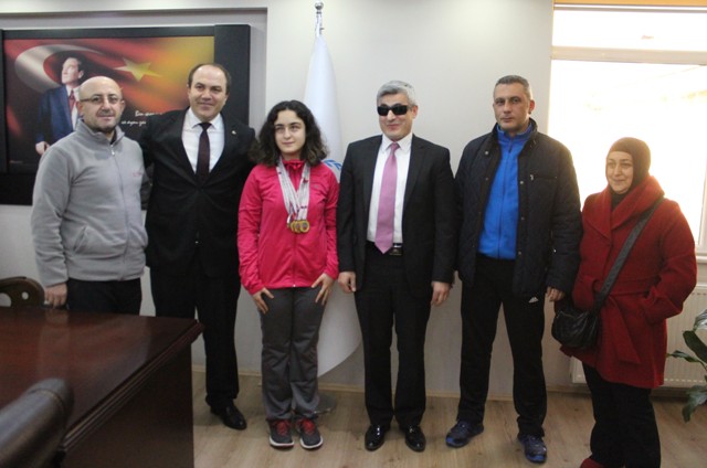  4 madalyalı Tuğçe Aktaş, altın ile ödüllendirildi