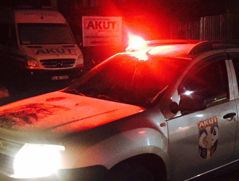 5 kişilik aileyi AKUT kurtardı