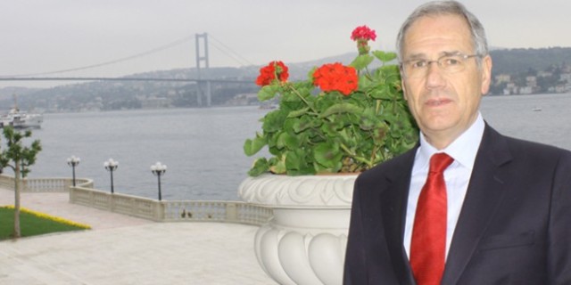 Acar’dan Sevgililer Günü mesajı