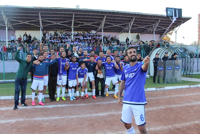 Afjet Afyonspor’da Selfi bir gelenek oldu