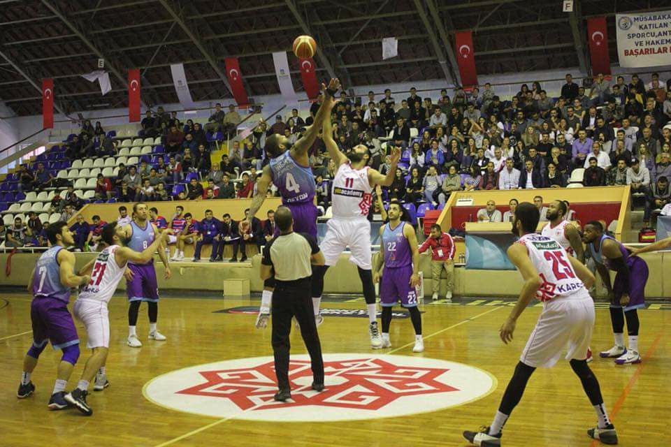 Afyon Belediye basket Antalyaspor'u 83-69 la devirdi