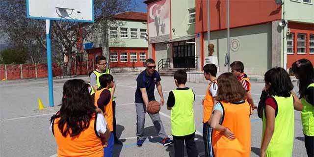 Afyon’da ‘Bol Bol Basketbol’