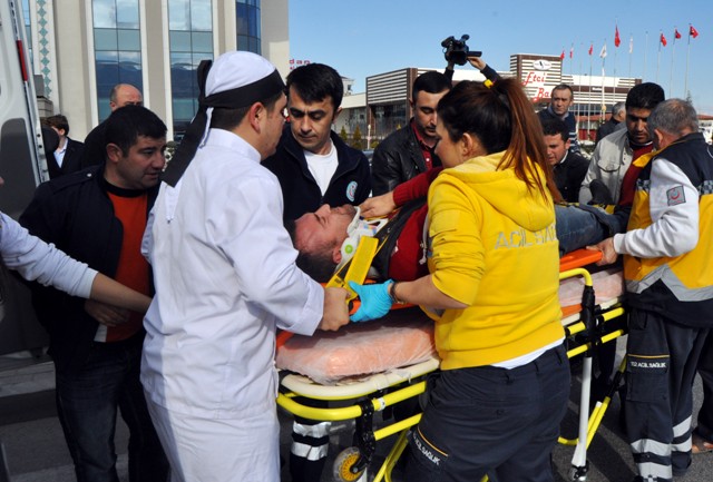 Afyon’da Trafik Kazası: 9 Yaralı