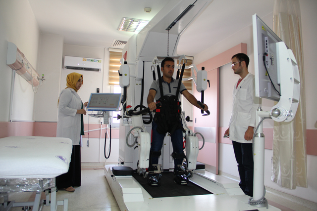 Afyon Devlet Hastanesi’nde robotik rehabilitasyon dönemi