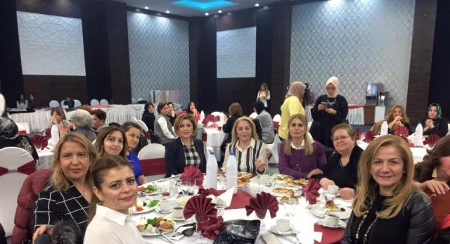  Afyon Eğitim Vakfı İhtiyaç Sahibi Öğrenciler İçin Burs Etkinliği Düzenledi