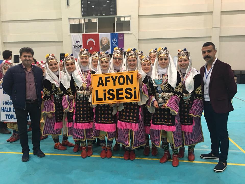 Afyon Lisesi kız Folklor ekibi Afyon'u Manisa’da temsil edecek