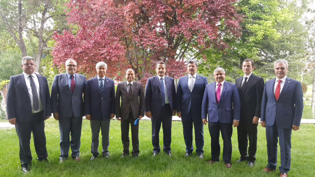 Afyon yumurtasının sorunlarına Bakanlar çözüm bulacak