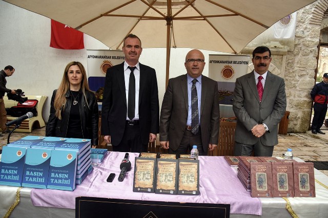 Afyonkarahisar Belediyesi’nce bastırılan kitaplar tanıtıldı