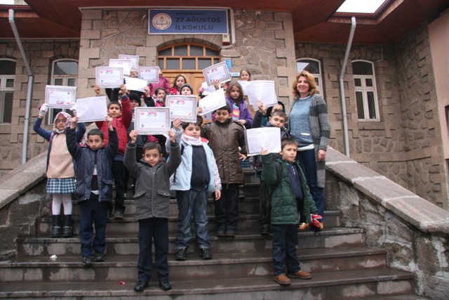 Afyonkarahisar’da Karne Heyecanı