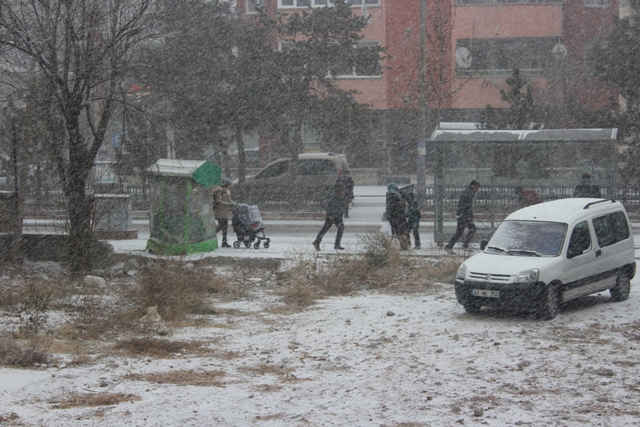 Afyonkarahisar’da Yılın İlk Karı