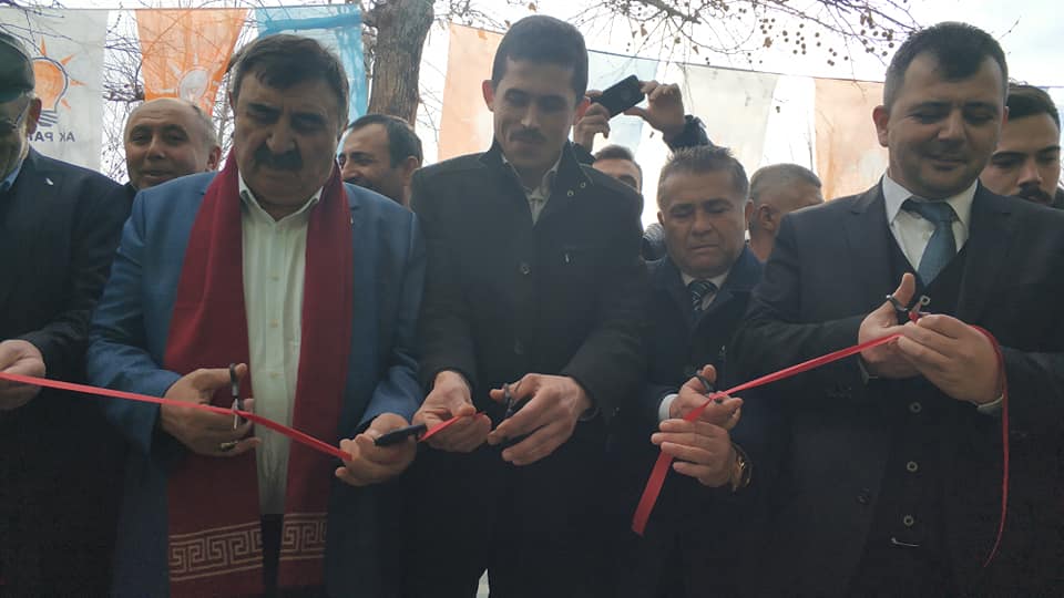 AK Parti Davulga'da Seçim Bürosu Açtı