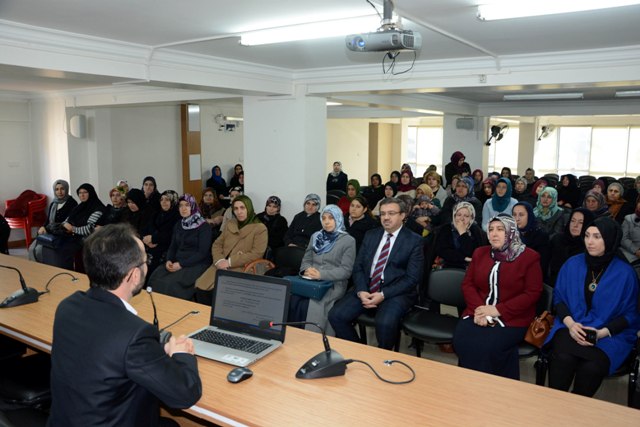 Ak Parti Kadın Kollarından Mevlid Kandili Programı