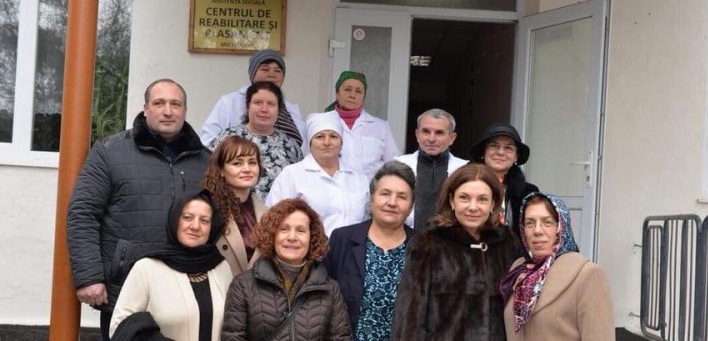 Akparti Sandıklı Kadın kolları başkanlığı Moldova'da yaşlı bakım merkezini ziyaret etti