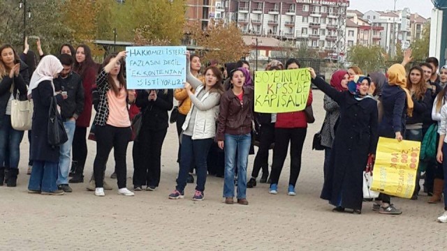 Akü’de Formasyon Uygulaması Protestosu