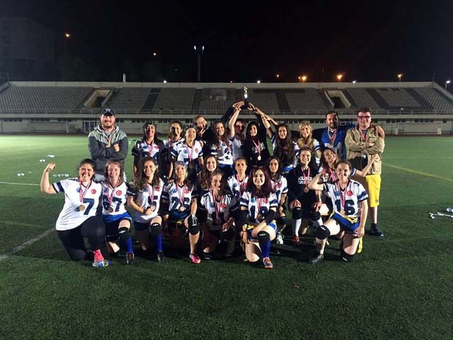 AKÜ Kadın Bayrak Futbolu Takımı Türkiye üçüncüsü