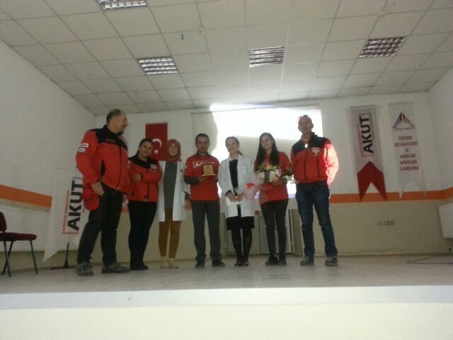 Akut’tan “Acil Durum Ve Deprem” Semineri