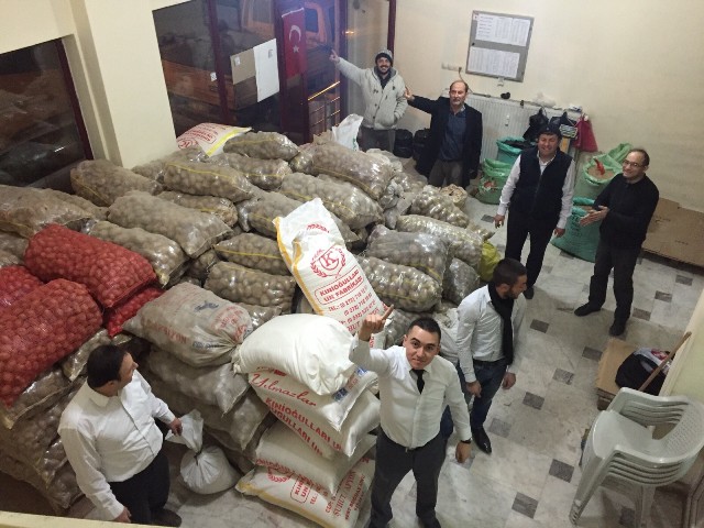 Alperenlerden Türkmenlere 10 Ton Patates