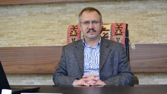 Annelerimiz değerlerimizin geleceğe taşınmasının teminatıdır