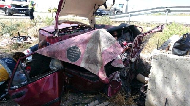 Antalya yolunda korkunç kaza: 4 ölü