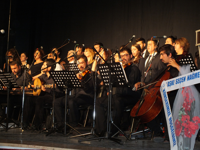 Aşkı Seçen Nağmeler konseri