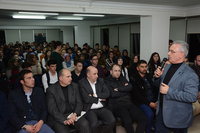 Ataş: ‘AK Parti’de siyaset yapmak herkese nasip olmaz’