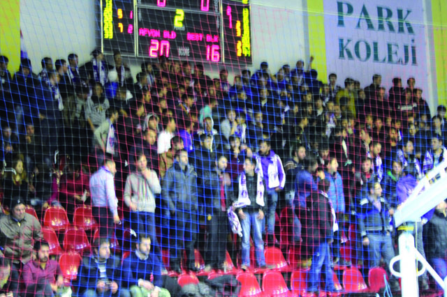 Babaoğlu’ndan seyirciye, kötü tezahürat uyarısı!