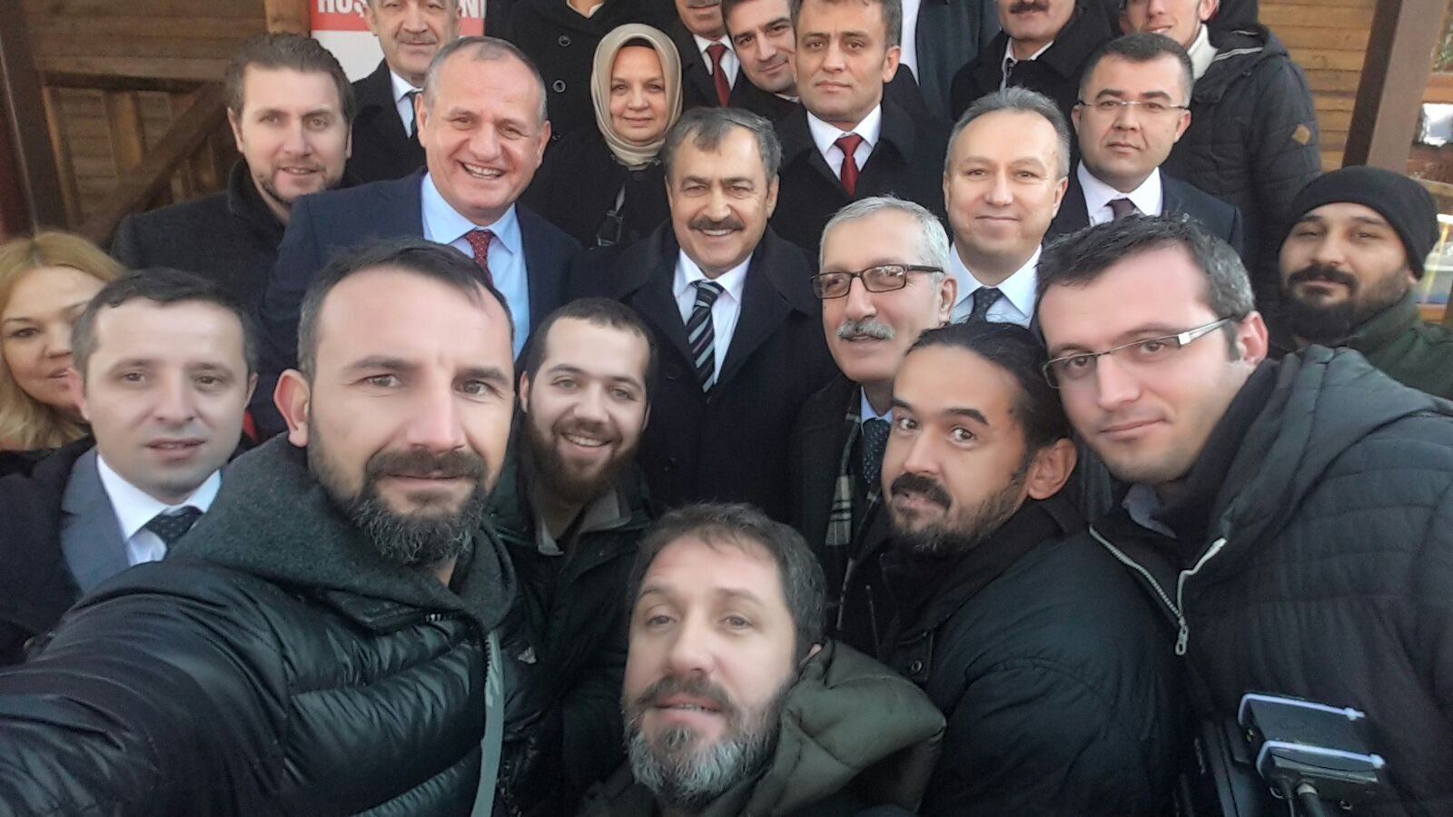 Bakan Eroğlu’dan Selfie çekenlere uyarı
