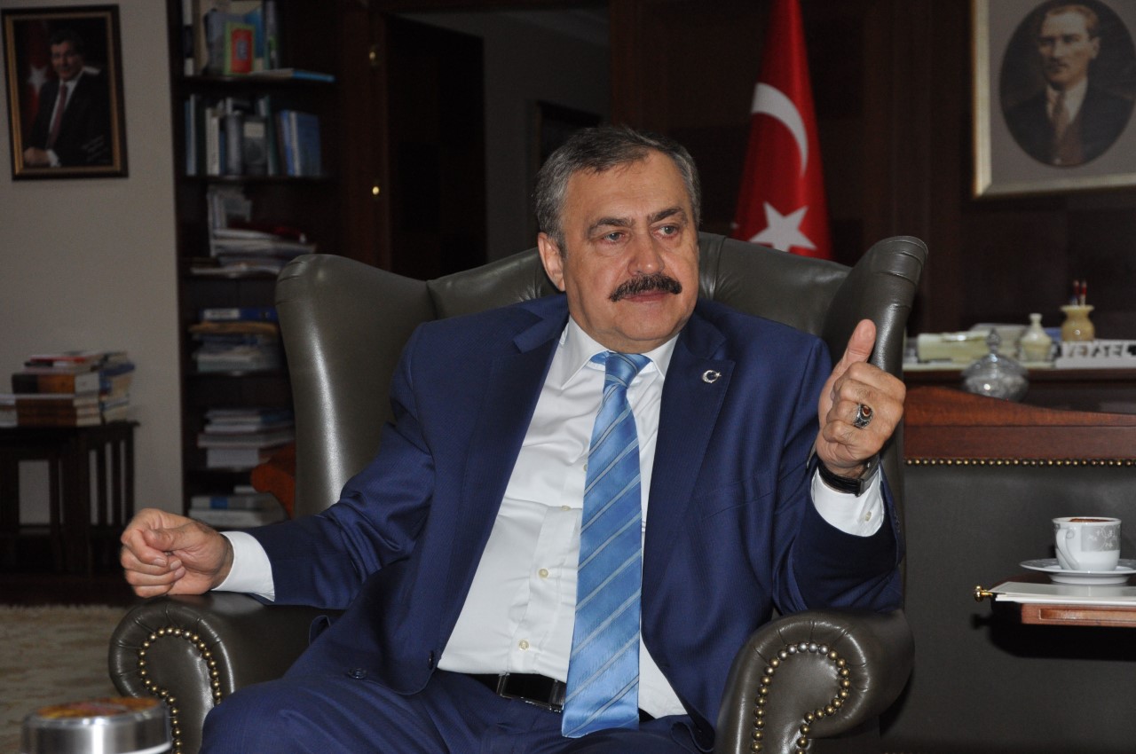 Bakan Eroğlu Hemşerilerini Cumhurbaşkanı Erdoğanla Buluşmaya Davet Etti