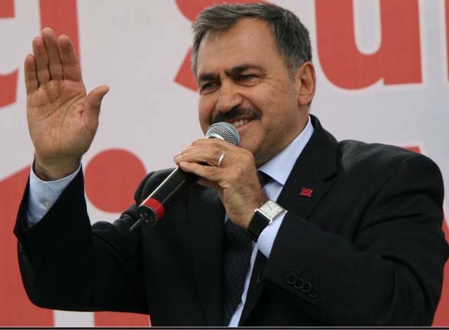 Bakan Eroğlu, KKTC Turizm ve Çevre Bakanı Ataoğlu ile bir araya geldi