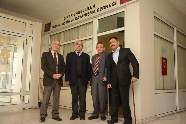 Başkan Acar’dan engellilere ziyaret