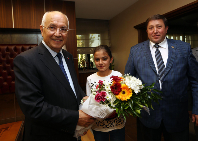 Başkan Yaşar, minikleri ağırladı