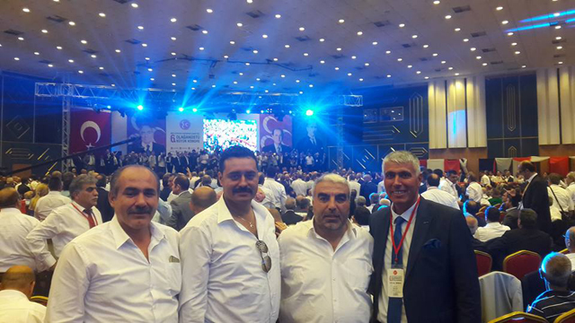 Başkanlar, kongrede