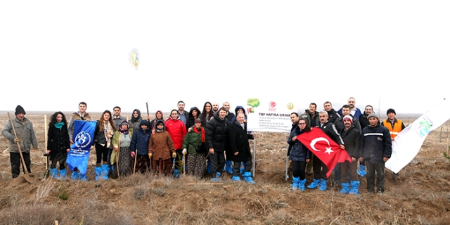 Basketbol’cular Fidanı toprakla buluşturdu