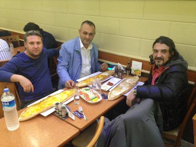 Bekçika’da Emirdağ pidesi yediler