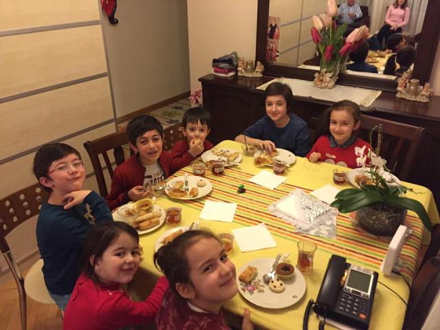 Bekir abi torunlarla torunlarla