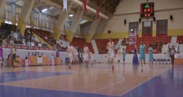 Belediye Adana’dan galibiyetle döndü: 57-94