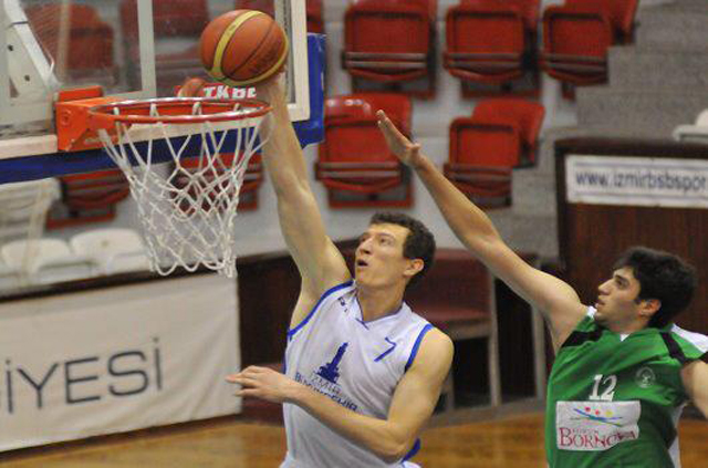 Belediye basketbolda transferde öne çıktı