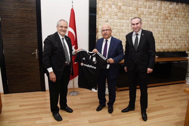 Beşiktaş yöneticileri spor kompleksini inceledi