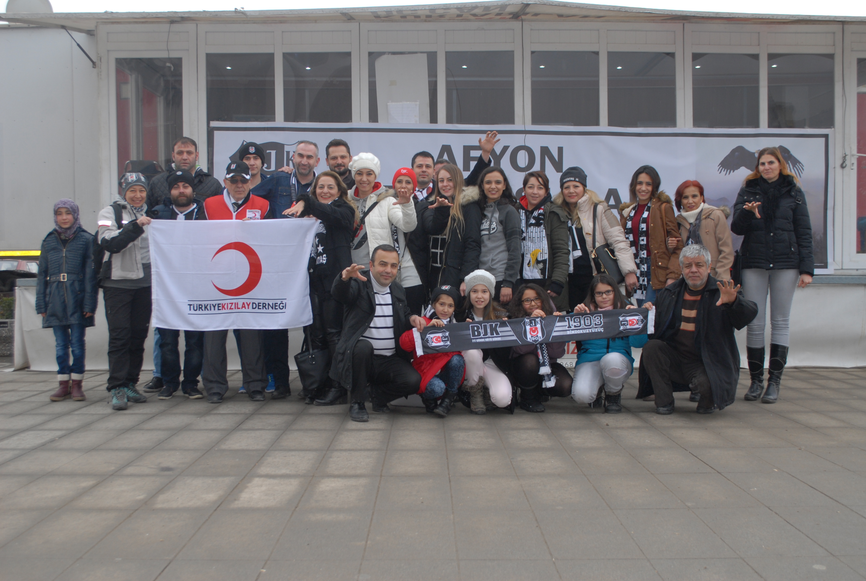 Beşiktaşlılar, Kızılay’a kan bağışında bulundu