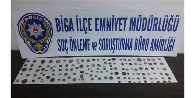 Biga'da 138 adet tarihi para ele geçirildi