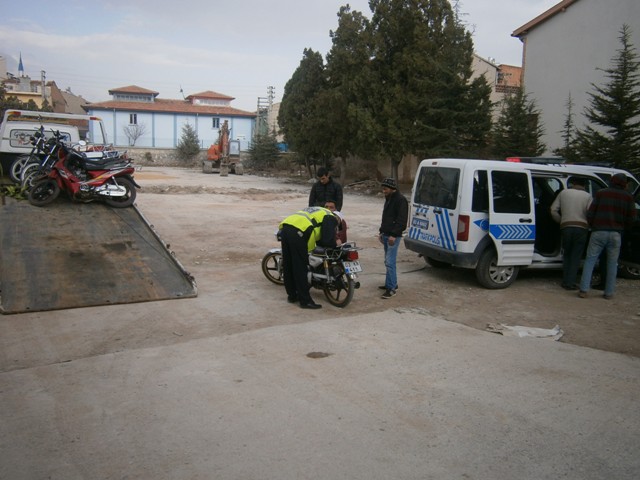 Bolvadin’de trafik denetimleri arttı