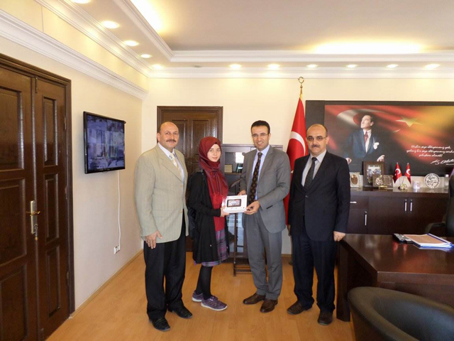 Bolvadin Gazi Ortaokulu öğrencisi Sema Nur Türk TEOG birincisi