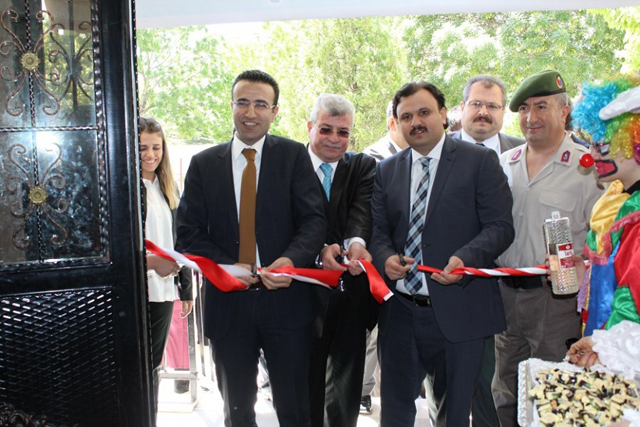 Bolvadin Halk Eğitim Merkezi yılsonu sergisi açıldı