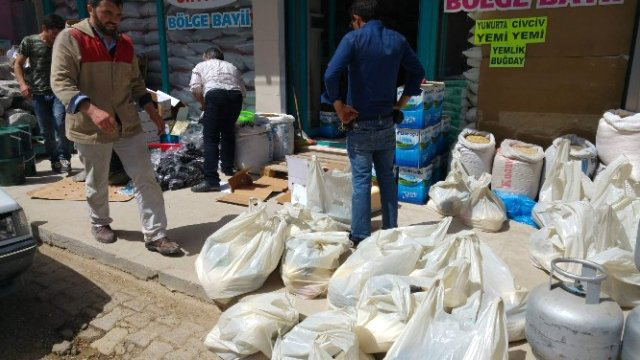 Bolvadin'de eğitimciler yoksulların yanında