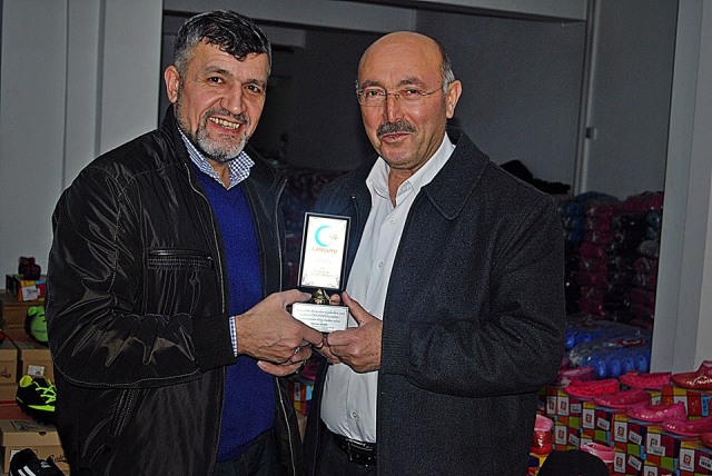 Cansuyu’ndan Hayırseverlere Teşekkür Plaketi
