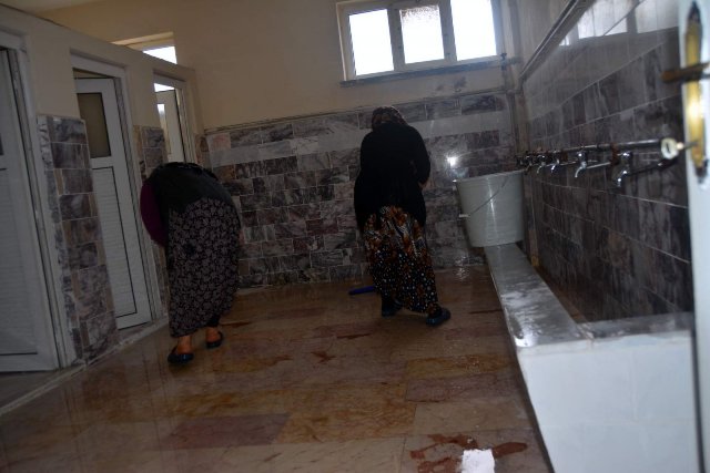 Çay’da camilerin temizliği yapıldı