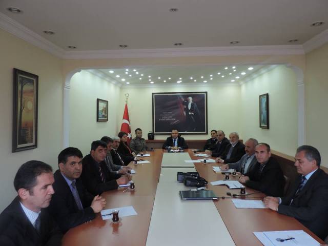 Çay ilçe idare şube başkanları toplandı