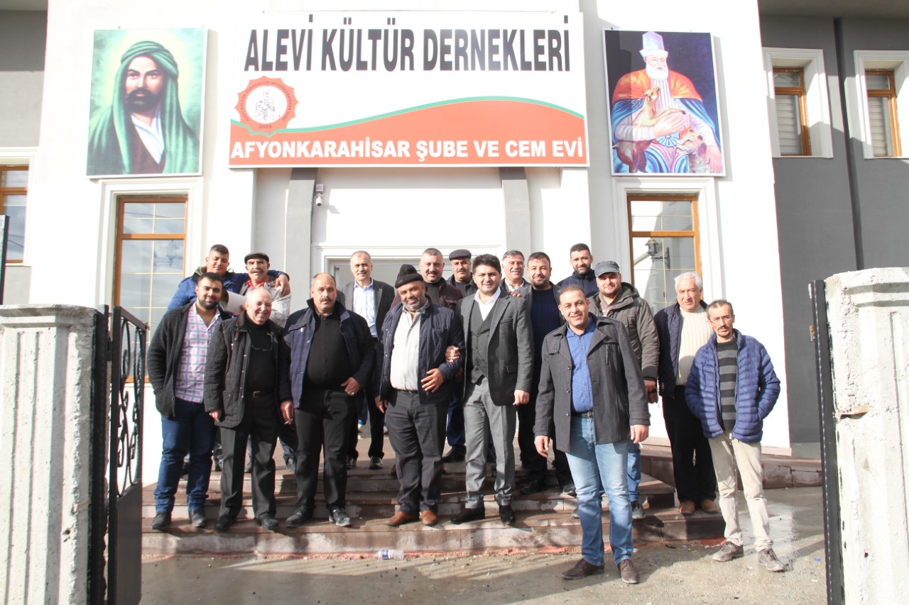 Çetinkaya’dan Alevi Derneğine ziyaret