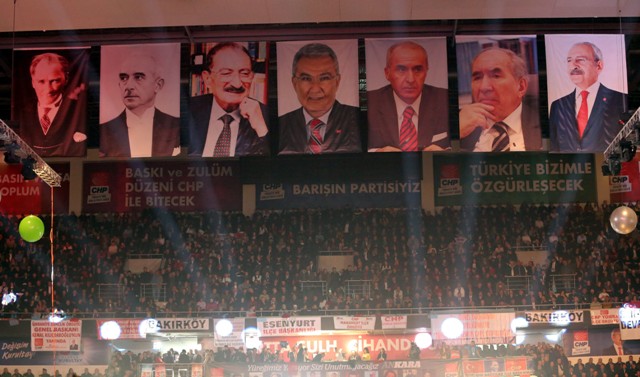 CHP’de yeniden ‘kurultay’ sesleri