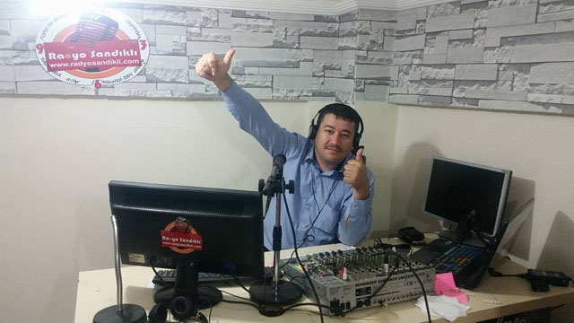 Çılgın Acır, iş başında